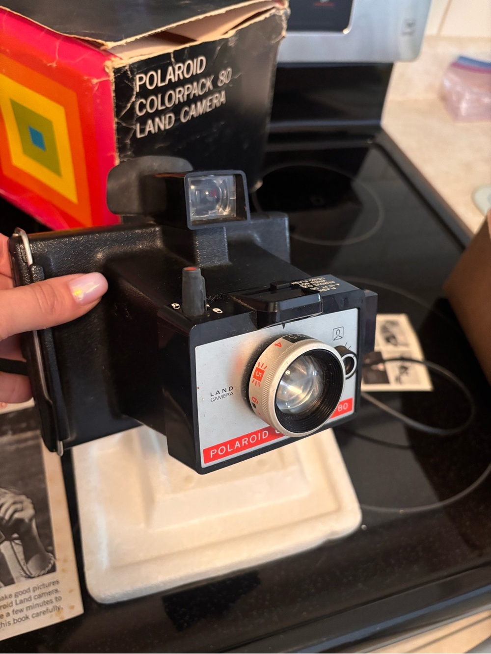 Polaroid Colorpack 80 Land Camera - Black with Red Accent (NOT TESTED) - Picture 2 of 4